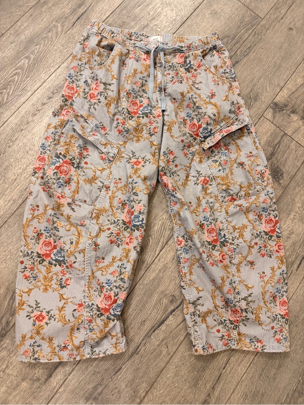 Floral Wide-Leg Tie-Waist Pants - Light Blue Floral | Large - Picture 2 of 4